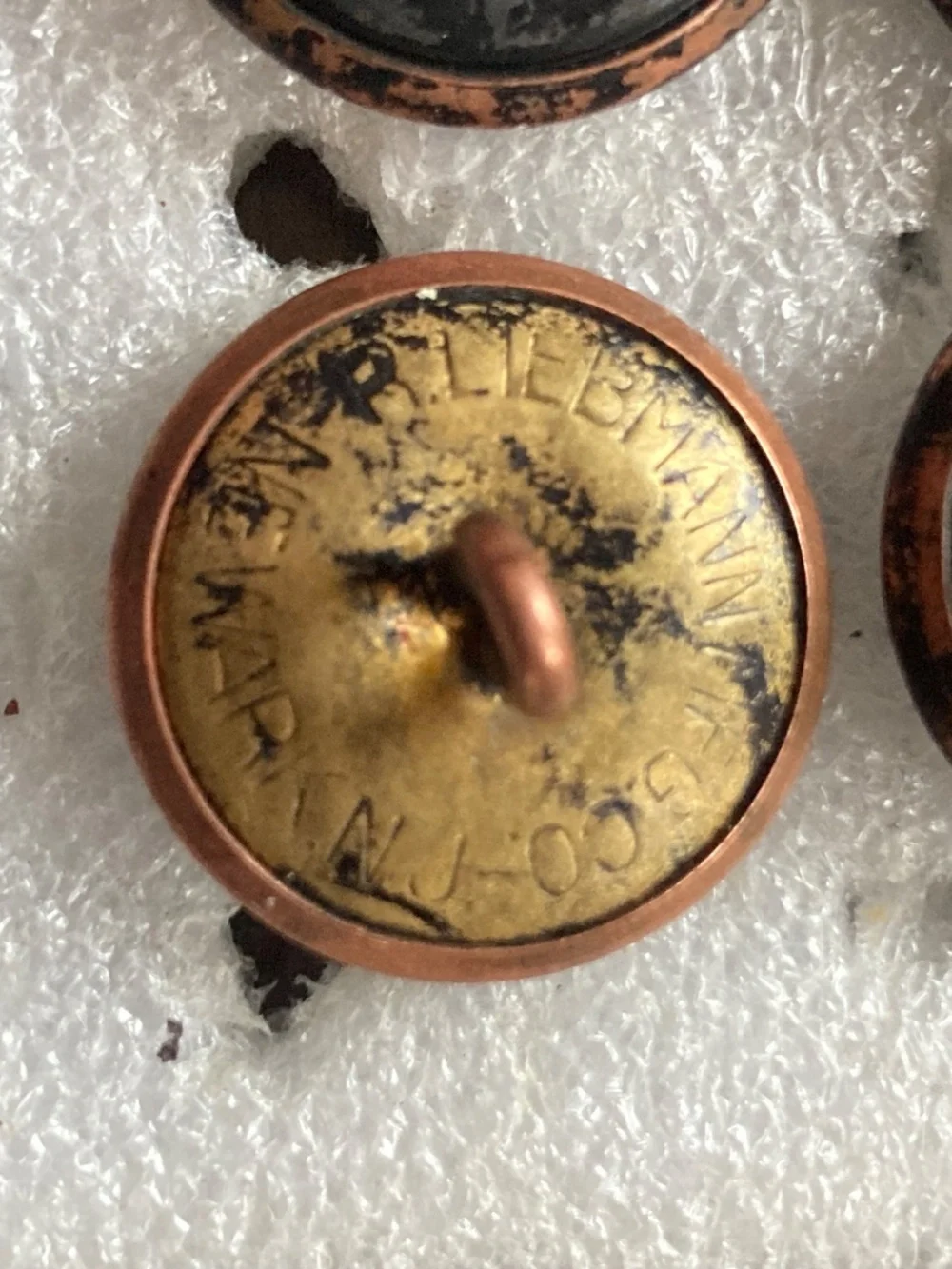 WWI Era U.S. Army Great Seal Uniform Buttons Lot of 6 – Blackened Bronze 1917–18